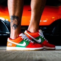 ブランドナイキCZ5130600コピー