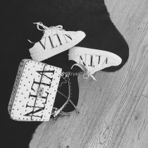 ヴァレンティノ8100602スーパーコピー