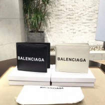 バレンシアガ18011102スーパーコピー