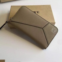 ロエベ122N89F132630スーパーコピー